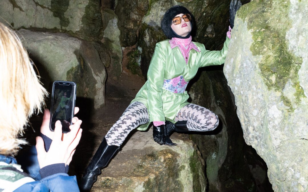 Tips for Choosing Props and Accessories That Add Personality to Your Portrait